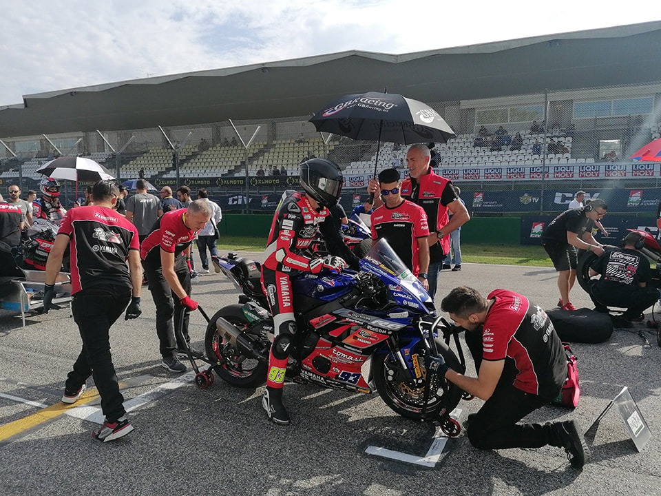 team-rosso-nero-grid_orig